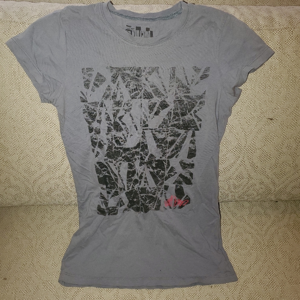 Distressed volcom graphic tee